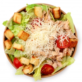 Салат с курицей и пармезаном